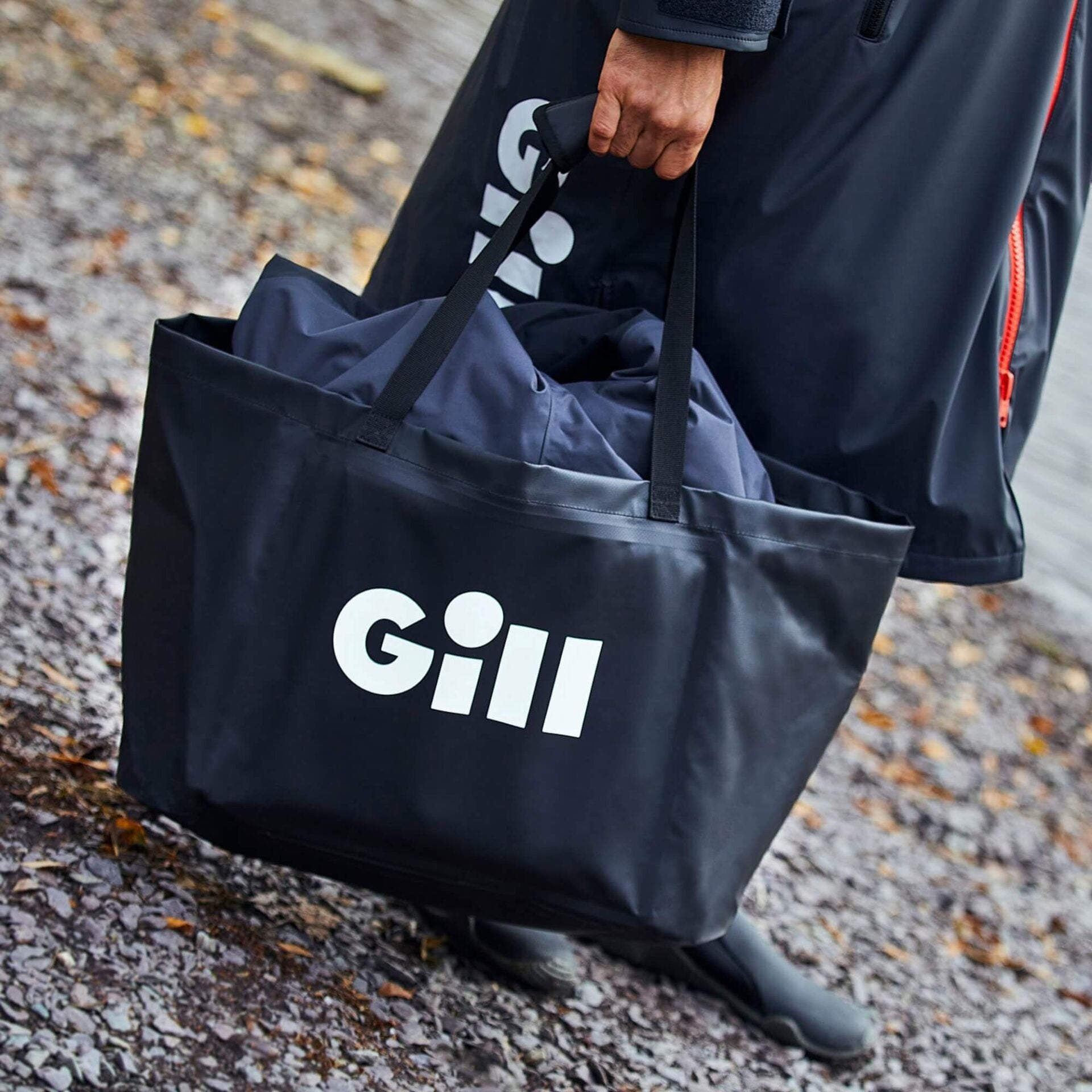 gill-5026-taske-til-vaadt-toej-sort-i-brug