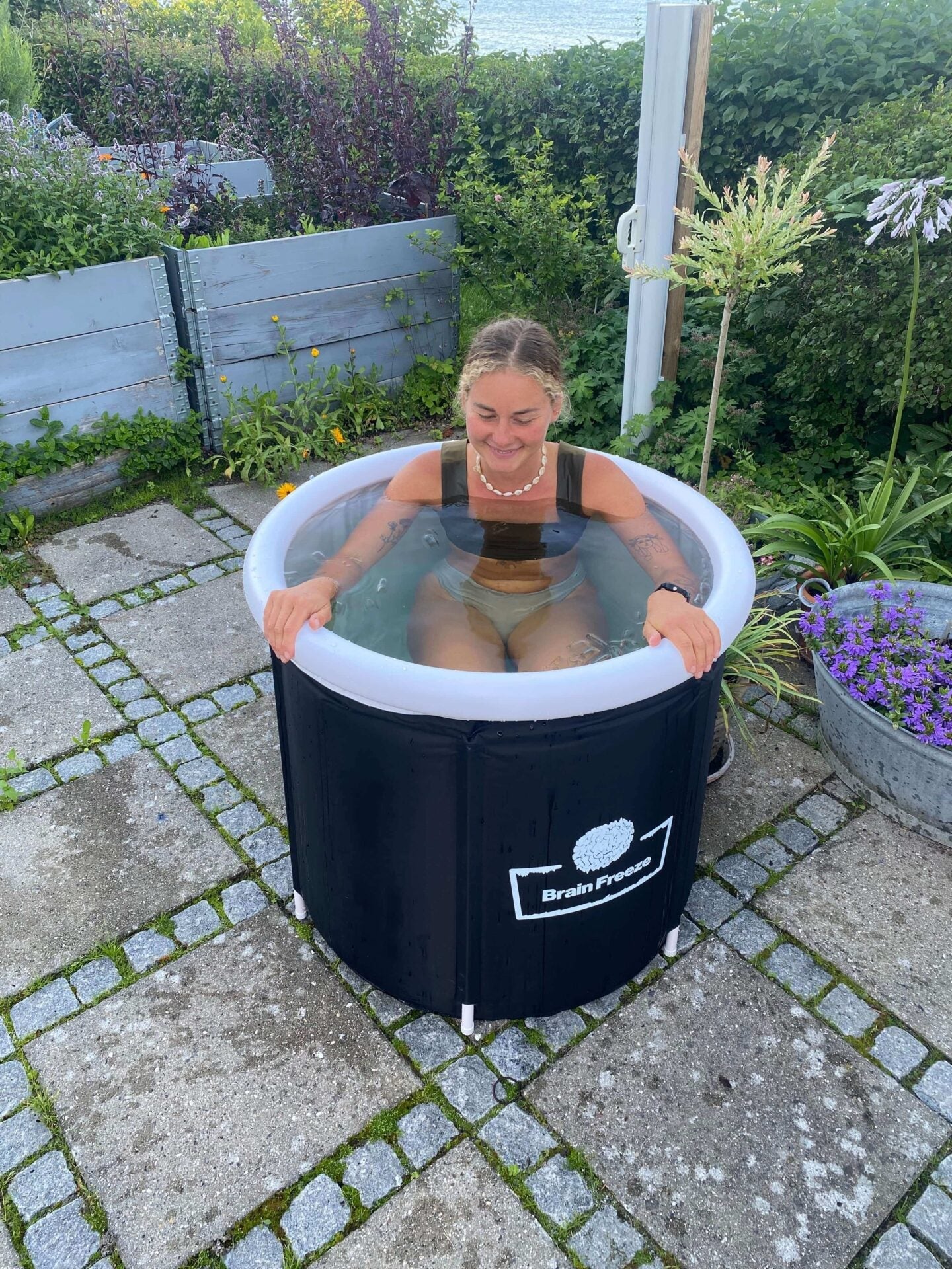 Isbade: Frysende fornøjelse eller hjælper det på krop og sind?