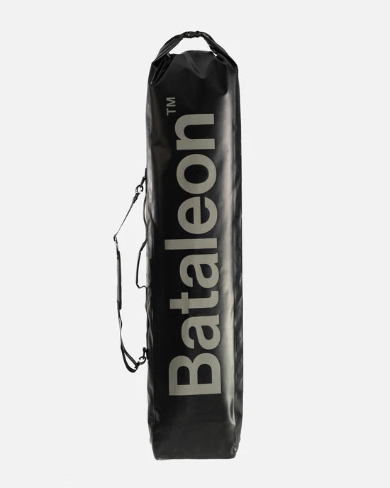 Bataleon-getaway-rollup-bag-2023-2024-black-travel-2