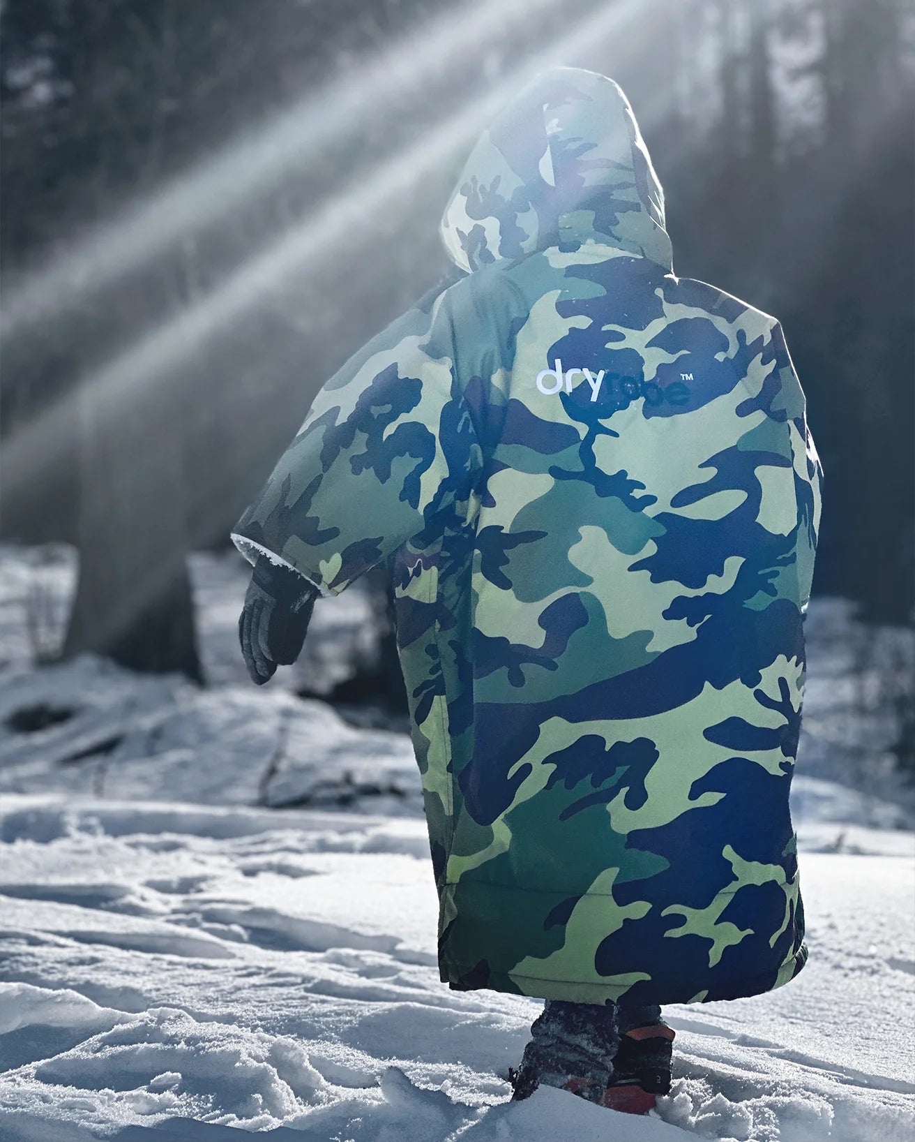 dryrobe-kids-advance-SS-camogrey-4_2b81ab45-26d6-4100-8405-ebfbebe97581